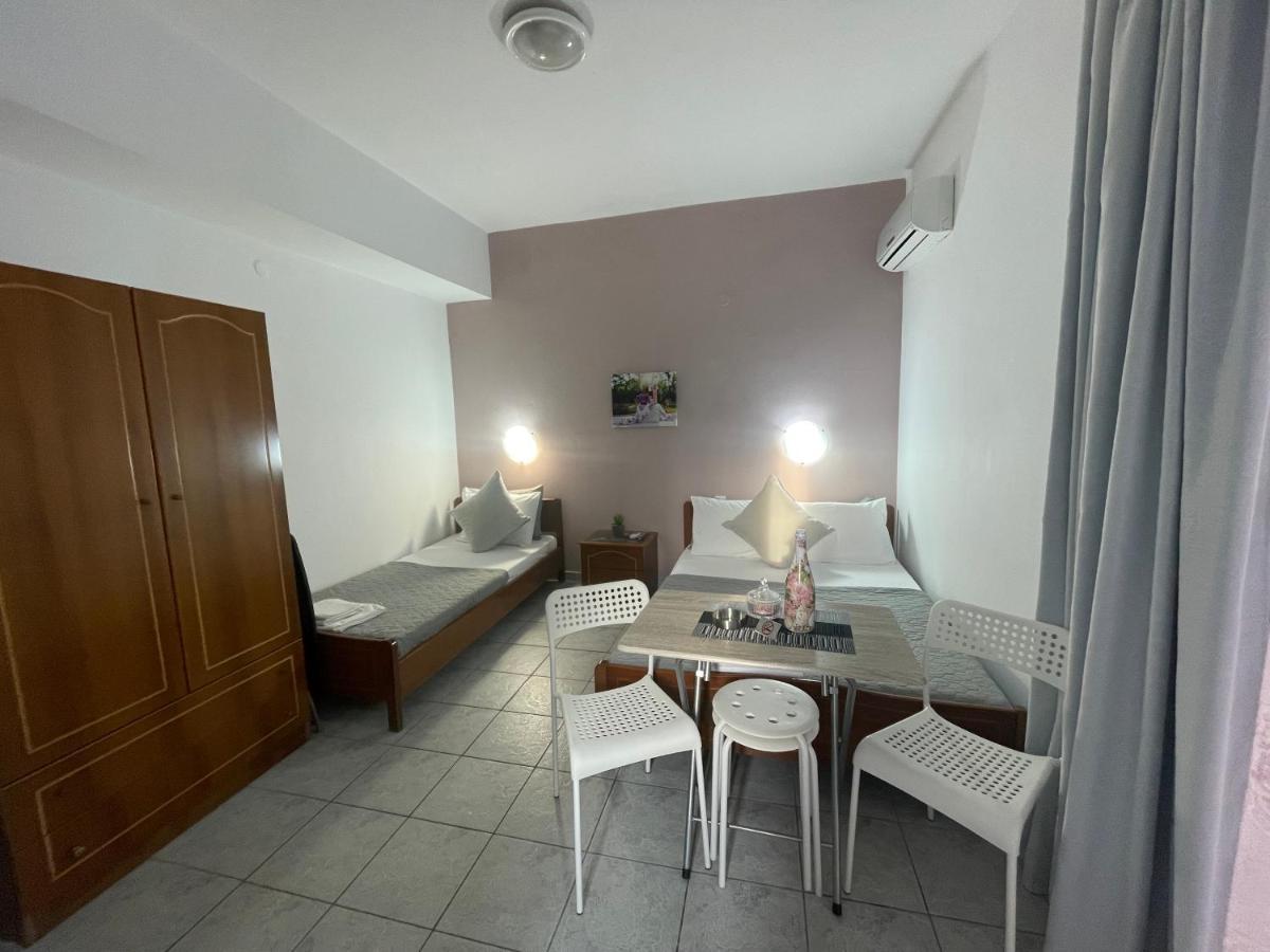 Nisel Seaside Apartment Paralia Katerinis Bagian luar foto